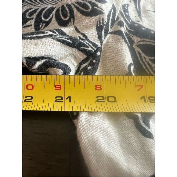 Who What Wear linen blend black and white floral print blouse with drawstring wa - Picture 3 of 6